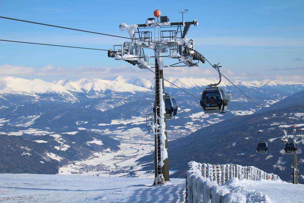 Grizzly Sport & Motorrad Resort Sankt Margarethen im Lungau Exterior foto