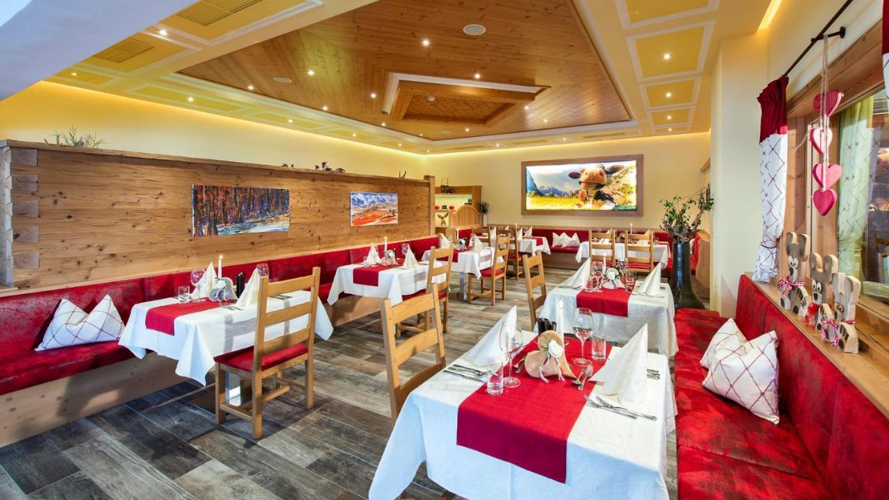 Grizzly Sport & Motorrad Resort Sankt Margarethen im Lungau Exterior foto